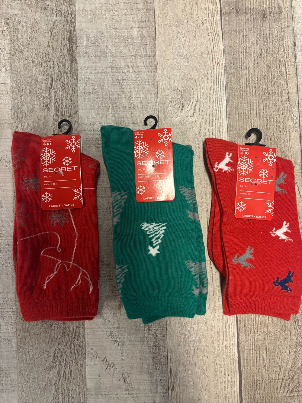 women’s Holiday Crew Socks - Red & Green